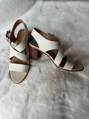 Franco Sarto Helga Women’s Creamy White Strappy Block Heel Sandals Size 8